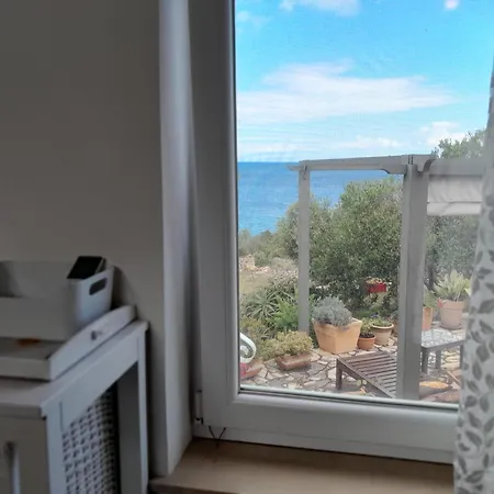 Moja Posebna Kuca Na Osami Kraj Mora