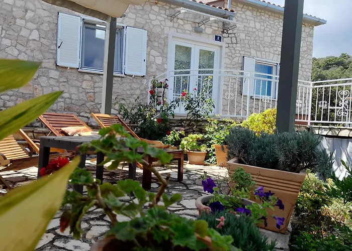 Moja Posebna Kuca Na Osami Kraj Mora فيس